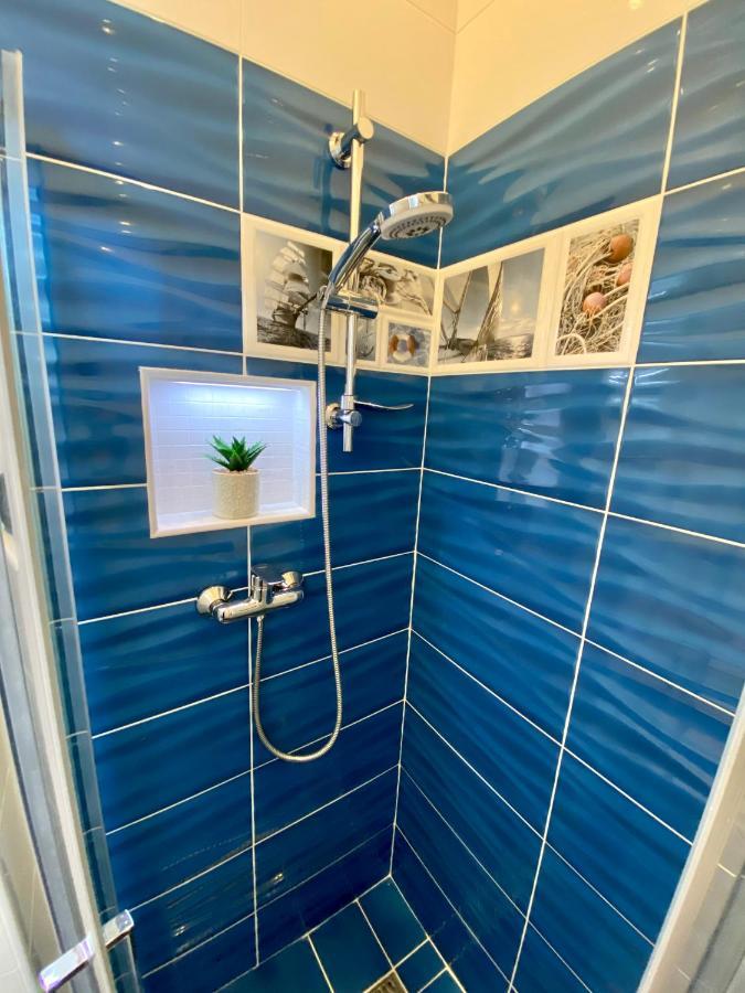Sleeping Sailor Boutique Hotel Сиофок Екстериор снимка