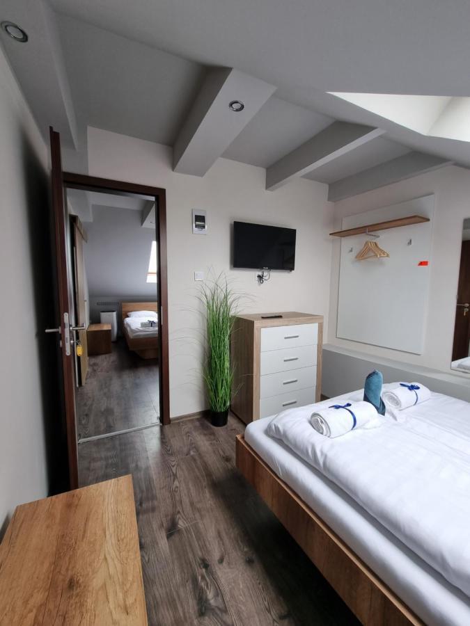 Sleeping Sailor Boutique Hotel Сиофок Екстериор снимка